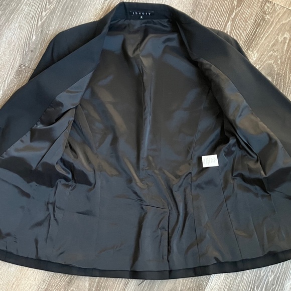 Theory Gabe One Button Stretch Wool Blazer - Picture 10 of 14